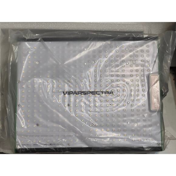 Vivarspectra P1000 and Spider Farmer SF1000 Grow Lights - Picture 1 of 4